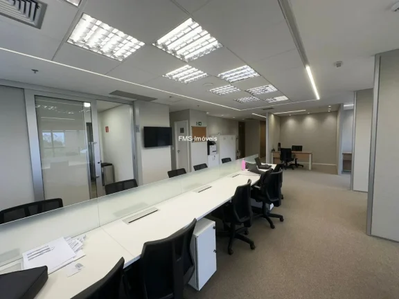 Imagem Conjunto comercial com 130m2 em Moema