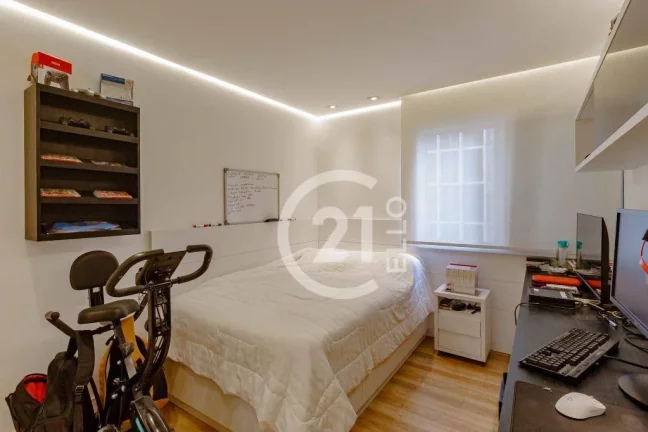 Imagem Apartamento reformado com 105m² no coração do Itaim Bibi.