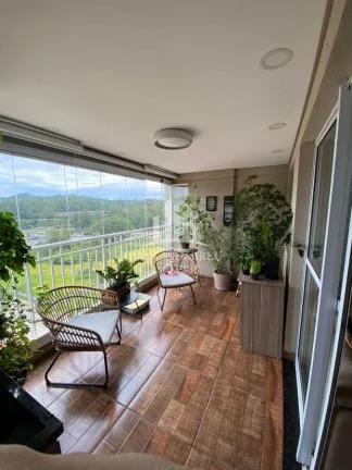 Imagem Apartamento com 3 dorm sendo 1 suíte no Condomínio Aquitânia