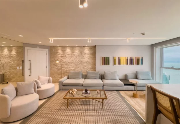 Imagem Apartamento com 3 dormitórios à venda sendo 3 suítes, 164.96 m² por - R$ 10.399.000,00 - Pioneiros - Bal. Camboriú/SC