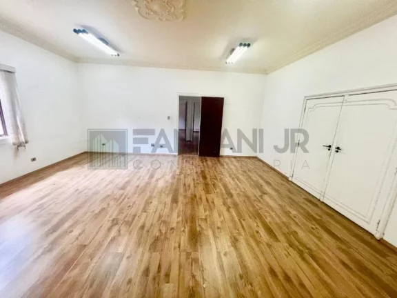 Imagem Casa Comercial de Alto Padrão com 14 Salas e 600m² no Jardim América, São Paulo-SP - Venda ou Locação!