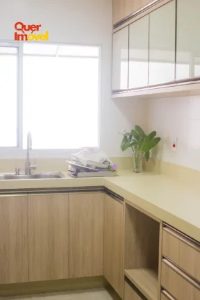 Imagem Casa em Condomínio à Venda em Ribeirão Preto-SP - 3 Quartos, 1 Suíte, 2 Salas, 3 Banheiros, 2 Vagas, 190,54m².