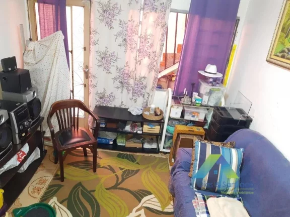 Imagem Sobrado 165 m² com 2 dormitórios, , edicula em cima com imenso quintal tipo varanda