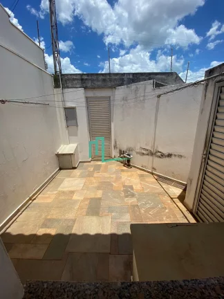 Imagem LINDA RESIDÊNCIA DISPONIVEL Á VENDA NO BAIRRO VILA FLORES EM FRANCA-SP