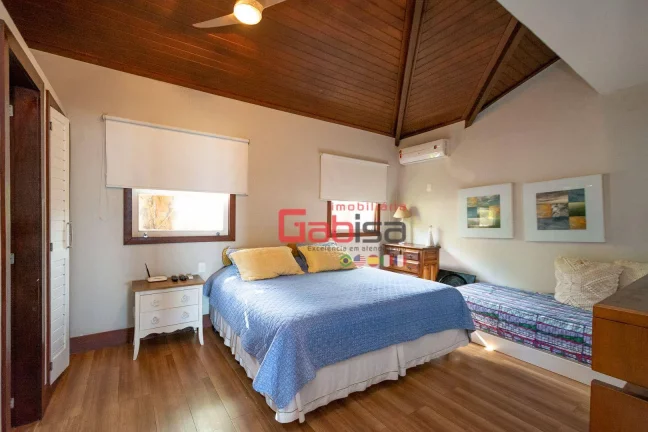 Imagem Mansão Pé na Areia com 5 Suítes, Altíssimo Padrão