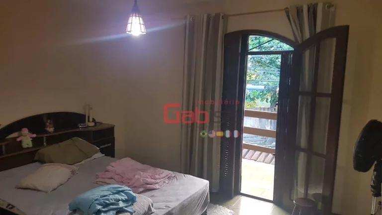 Imagem Casa com 3 dormitórios à venda, 119 m² por R$ 430.000,00 - Parque Burle - Cabo Frio/RJ