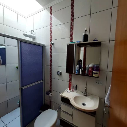 Imagem Casa Geminada para Venda em Sarandi, Parque Residencial Bom Pastor, 3 dormitórios, 1 banheiro, 2 vagas