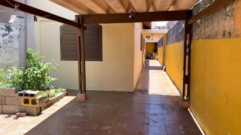 Imagem Casa com 2 dormitórios à venda, 72 m² por R$ 420.000,00 - Centro - Poá/SP