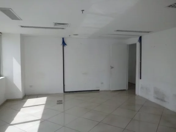 Imagem Conjunto Comercial no Ipiranga - Silva Bueno