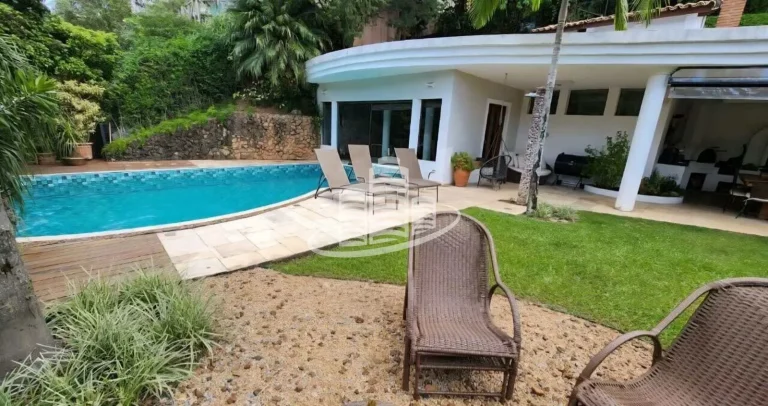 Imagem Casa de Condomínio