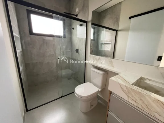 Imagem Lindo sobrado com 4 suítes (uma térrea acessível e uma master com closet e sacada), total de 6 ba...
