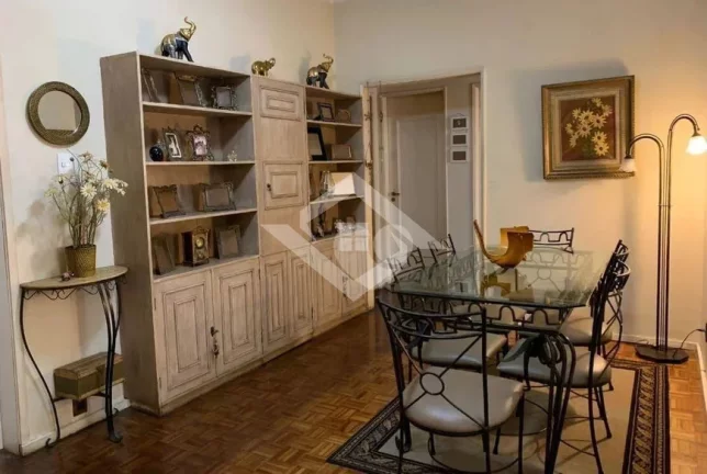 Imagem Apartamento de 3 Quartos para Venda em Copacabana com 90 m²