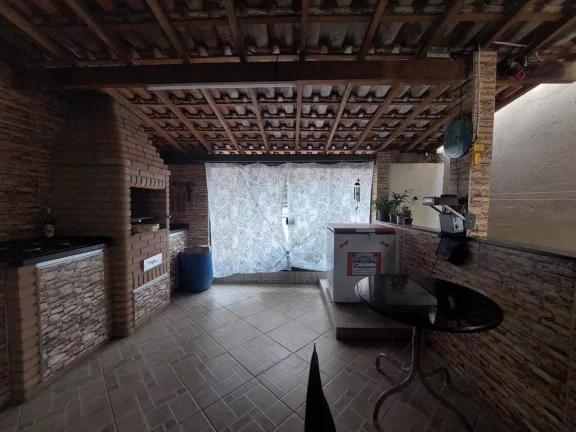 Imagem Sobrado com 3 Dormitorios sendo 3 Suites e 2 Vagas de Garagens