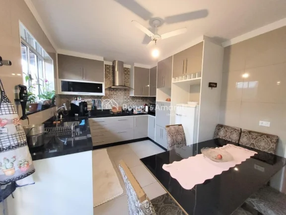Imagem Casa térrea em Condomínio na cidade de Valinhos/SP, Com 3 dormitórios - sendo 1 suíte, armários...