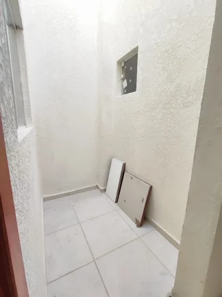 Imagem Casa para venda em Sorocaba, Vila Helena, 2 dormitórios, 2 banheiros