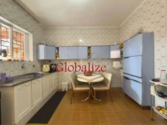 Imagem Casa à venda na Ponta da Praia, com 5 dormitórios em Santos -SP- $ 3.200.000,00