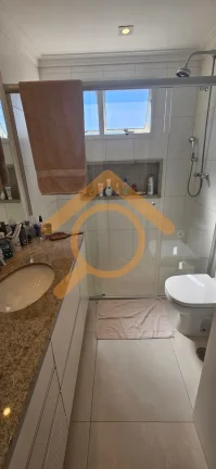 Imagem Apartamento de luxo no Condomínio Iepe Golf: 3 quartos, 3 suítes, 3 salas, 4 banheiros, 3 vagas, 185m² no Jardim Marajoara.