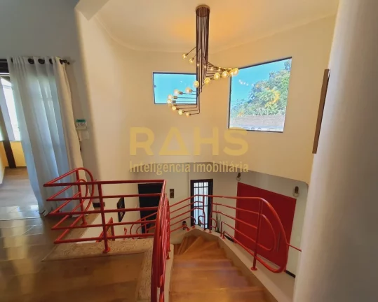 Imagem Maravilhoso sobrado casa em ótima localização no bairro Anita Garibaldi, com 420m² de área cons...