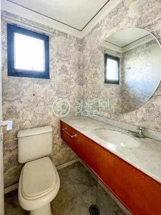 Imagem Apartamento enorme. São 215m2 de área útil, 3 dormitórios ( 3 suítes ) e 4 vagas na garagem. Li...