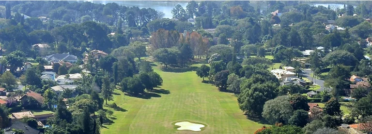 Imagem Mansão Exclusiva em Condomínio com Campo de Golfe e Valor Histórico Único