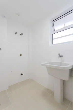 Imagem Apartamento 51M² Reformado, 2Q, 1 Banheiro.