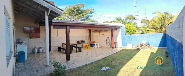 Imagem Casa térrea 3 dormitórios(sendo 1 suíte)com quintal em condomínio, centro