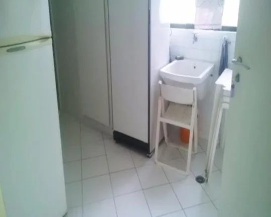 Imagem Apartamento para locação no Guarujá-SP, bairro Morro do Maluf: 3 quartos, 3 suítes, 1 banheiro, 2 vagas de garagem, 200m² de área.