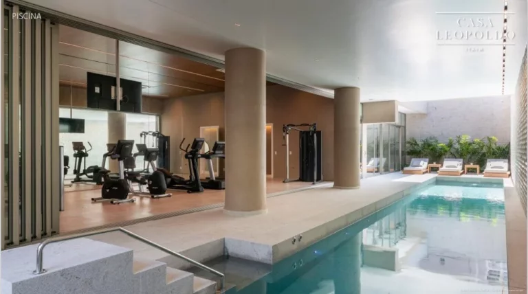 Imagem Apartamento de luxo no Itaim Bibi: 3 quartos, 3 suítes, 4 banheiros, 4 vagas de garagem, 335,10 m² - Condomínio Casa Leopoldo