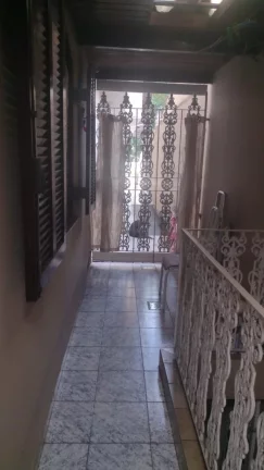 Imagem Sobrado à venda em Santo André-SP: 3 quartos, 2 banheiros, 2 vagas de garagem, 188m² no Jardim Las Vegas!