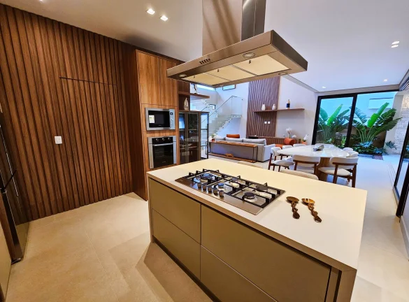 Imagem Casa de Luxo à Venda na Riviera de São Lourenço Módulo 16: 5 Quartos, 5 Suítes, Piscina e Área Gourmet