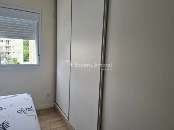 Imagem Lindo apartamento, completo e rico em armários. O imóvel possui 3 quartos, 1 suíte, living para 2...