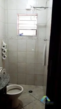 Imagem DIADEMA Sobrado 188M², 3 dormitórios, 2 vagas com ótima localização e valor !!!