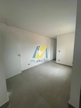 Imagem Apartamento com Sacada, Suíte e Elevador em Torre Única, Novo