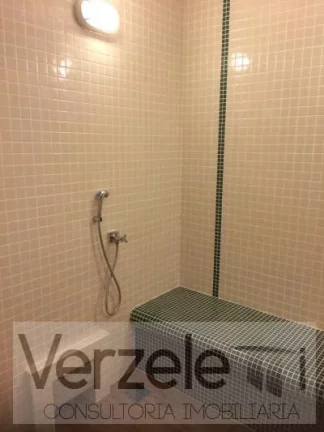 Imagem Apartamento 4 ou + dormitórios para Venda em Balneário Camboriú / SC no bairro Centro