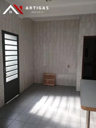 Imagem 2 Casas á venda na Mooca no mesmo terreno Testada 19,65 m A.C.240 m² na Rua Oratório em frente ao Supermercado Chama