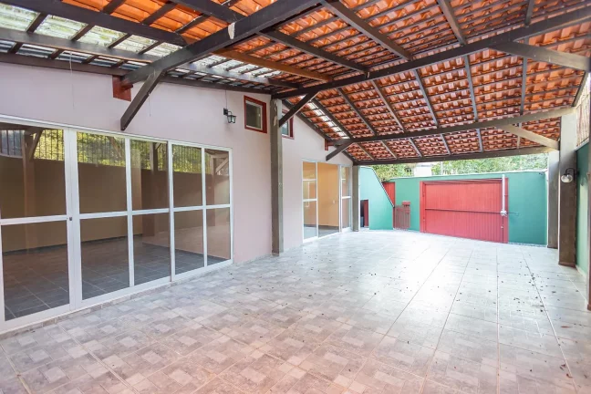 Imagem Casa Parque Barigui com Quintal