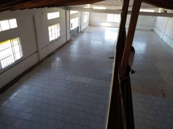 Imagem Prédio comercial de esquina com 375m², Centro / Cidreira