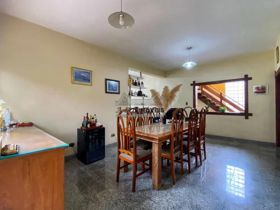 Imagem Casa à venda em Taubaté – Com 06 dormitórios no Taubaté Village