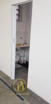 Imagem Salão comercial, em sobreloja, para locação. Jardim das Flores / Osasco