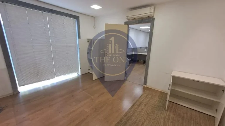 Imagem Casa comercial com 377m², 4 vagas localizado no bairro Sumaré, São Paulo-SP!