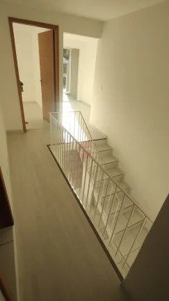 Imagem SOBRADO com 3 dormitórios à venda por R$ 850.000,00 no bairro Novo Mundo - CURITIBA / PR