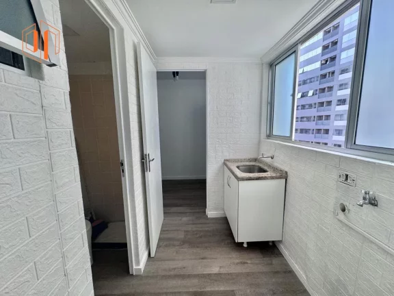 Imagem Apartamento para Venda em Curitiba, Água Verde, 3 dormitórios, 1 suíte, 3 banheiros, 1 vaga