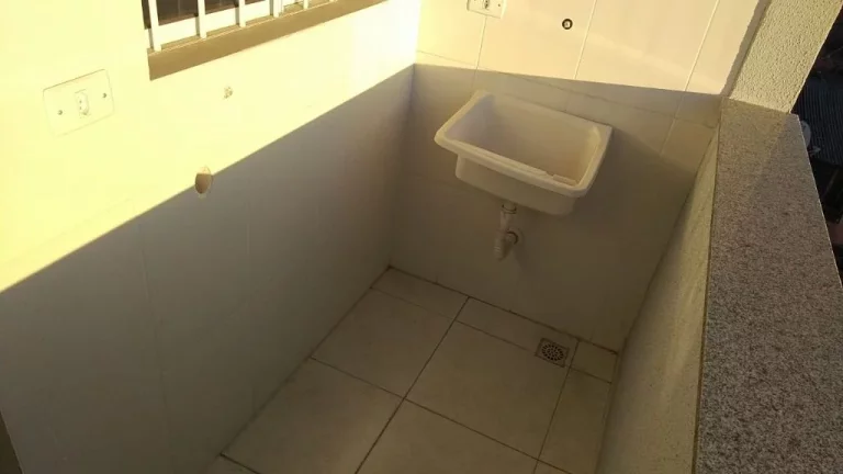 Imagem Apartamento com 2 dormitórios à venda, 53 m² por R$ 275.000,00 - Vila Varela - Poá/SP