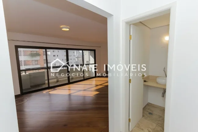 Imagem Apartamento de luxo para locação no Itaim Bibi: 4 quartos, 4 suítes e 184m² de puro conforto em São Paulo-SP!