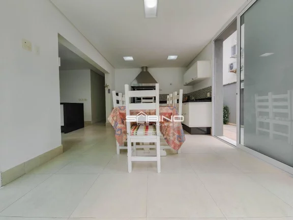 Imagem Casa à venda e Locação Anual, com 3 dormitórios sendo 3 suítes, 190m² área útil – Riviera de São Lourenço Bertioga SP