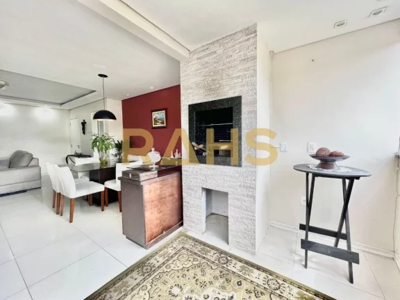 Apartamento Giardino com localização privilegiada no bairro Santo Antônio O apartamento tem área...