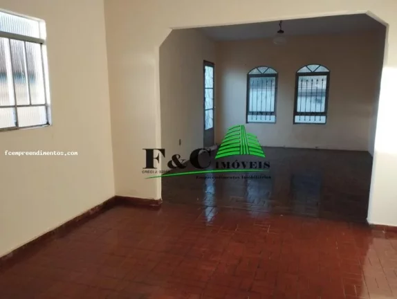 Imagem Casa para Venda em Limeira, Vila Queiroz, 4 dormitórios, 3 banheiros, 2 vagas