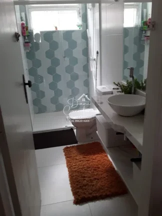 Imagem Imperdível casa à venda na Enseada, Guarujá-SP! 5 quartos, 3 suítes, 2 salas, 4 banheiros, 2 vagas de garagem. Confira!