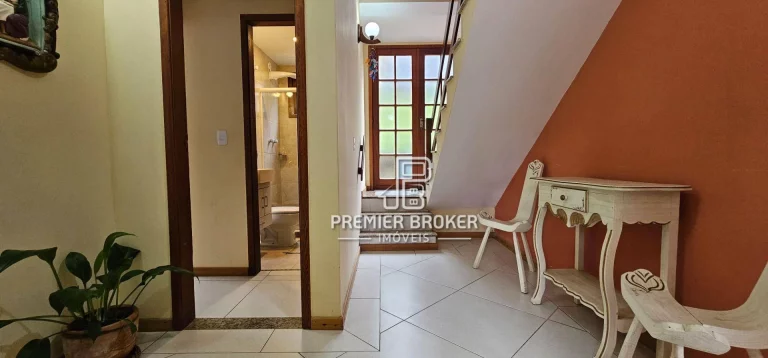 Imagem Casa à venda, 144 m² por R$ 990.000,00 - Albuquerque - Teresópolis/RJ