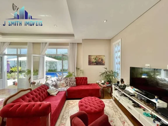 Imagem CASA NÉOCLÁSSICO, AMPLA EM TODOS AMBIENTES, PISCINA, 4 VAGAS, 4 SUÍTES.